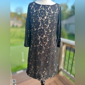 NWOT Vince Camuto lace overlay dress. Lined everywhere but under long sleeve..